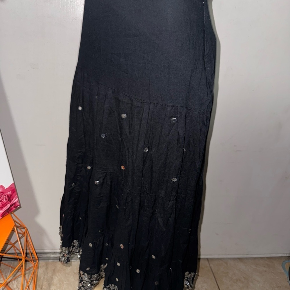 Raviya Black Embellished Tiered Midi Skirt for Cocktail - Picture 3 of 6